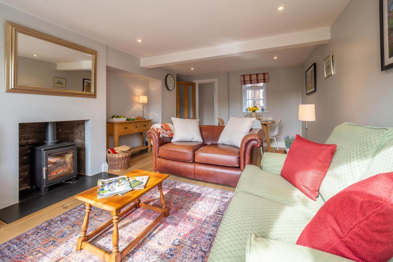 Adorable Cottage With A Log Burner In Heavenly Village - Constable Lodge Nayland Eksteriør billede